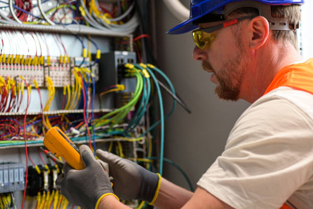Best Home Electrical Repair  in Des Moines, IA